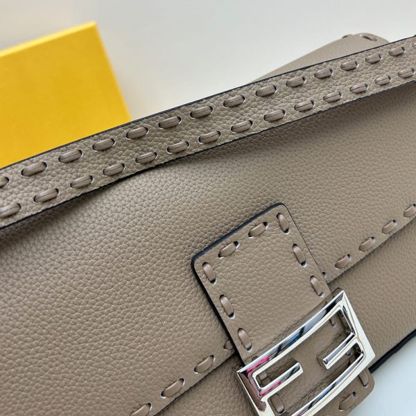 Fendi Baguette