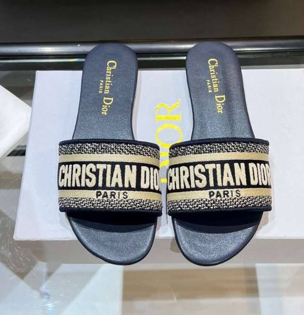 Dr SLIPPERS 29