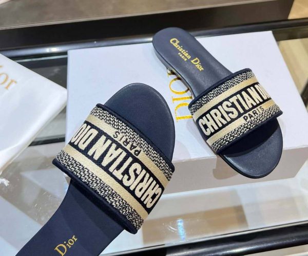 Dr SLIPPERS 29