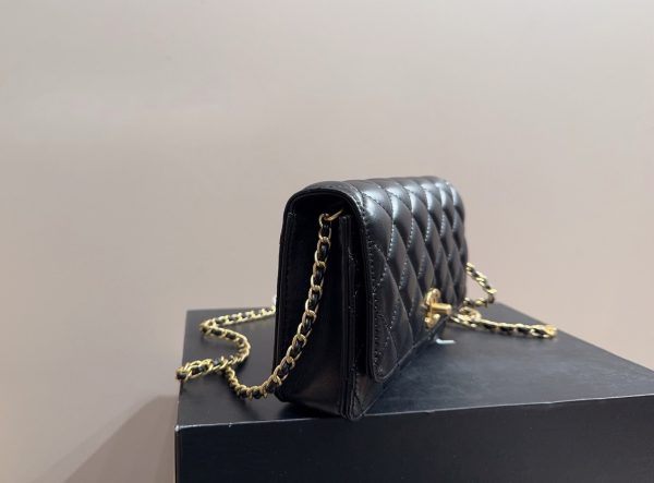 CHANEL DIAMOND BALL LAMBSKIN BLACK