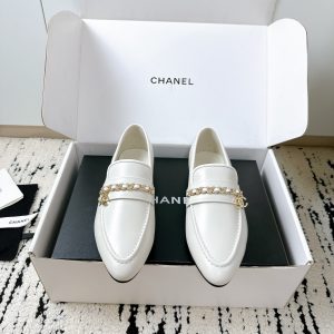 Chanel Loafer Beiges