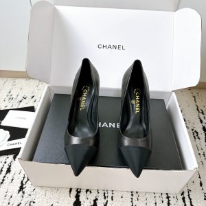 Chanel Black Leather and Fabric CC Faux Pearl