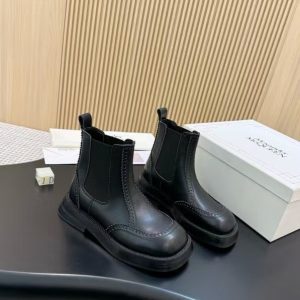 Alexander McQueen The Brogue Chelsea Boots