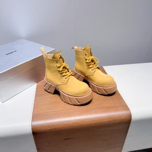 SMFK WOMEN’S BOOTS