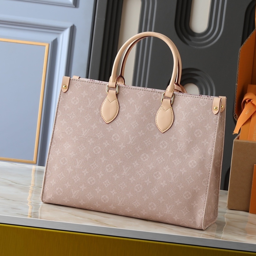 LOUIS VUITTON ONTHEGO ORGANIZER MEOWGRAM BEIGE 37CM M15136 LOUIS VUITTON ONTHEGO ORGANIZER MEOWGRAM BEIGE 37CM M15136