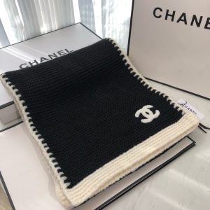 CHANEL 23A CASHMERE SCARF BLACK AND WHITE 170CM