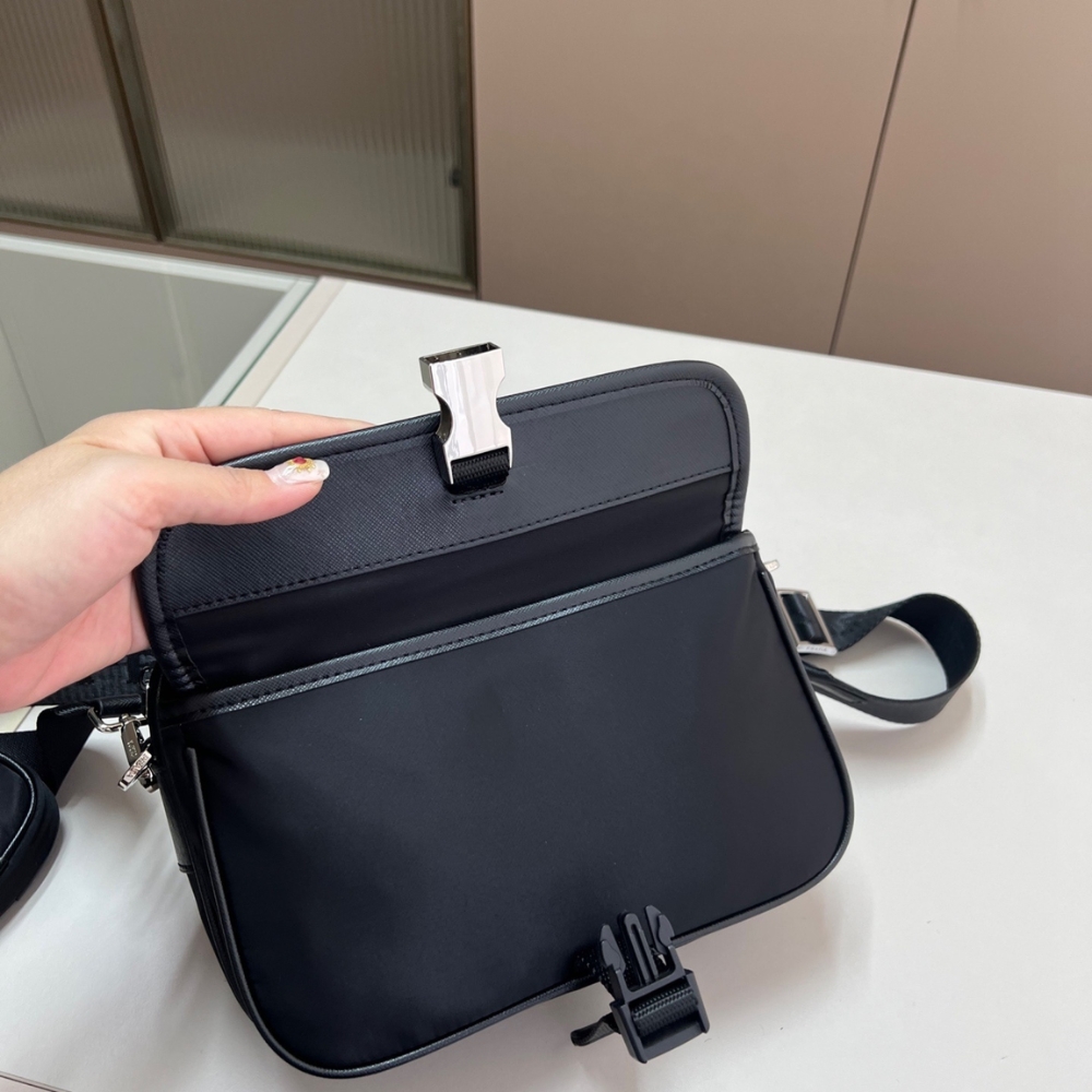PRADA RE NYLON AND SAFFIANO LEATHER SHOULDER BAG BLACK 24CM 2VH133 2DMH F0002 XMP PRADA RE NYLON AND SAFFIANO LEATHER SHOULDER BAG BLACK 24CM 2VH133 2DMH F0002 XMP
