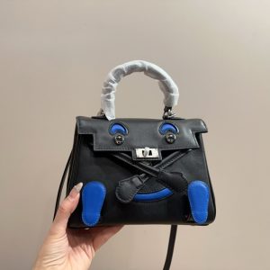 HERMES KELLY DOLL HORSESHOE QUELLE IDOLE BLACK BLEU 17CM
