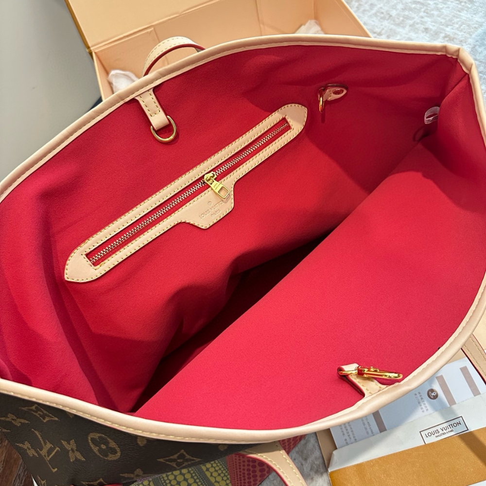 LOUIS VUITTON X YAYOI KUSAMA NEVERFULL MM MONOGRAM PUMPKIN DOTS RED 31CM LOUIS VUITTON X YAYOI KUSAMA NEVERFULL MM MONOGRAM PUMPKIN DOTS RED 31CM