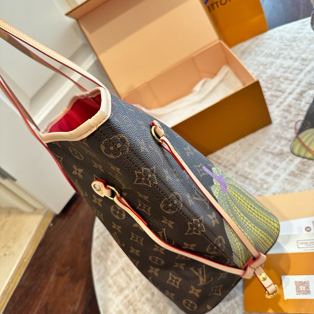 LOUIS VUITTON X YAYOI KUSAMA NEVERFULL MM MONOGRAM PUMPKIN DOTS RED 31CM LOUIS VUITTON X YAYOI KUSAMA NEVERFULL MM MONOGRAM PUMPKIN DOTS RED 31CM