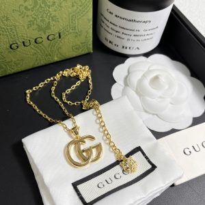 GUCCI GG RUNNING NECKLACE IN YELLOW GOLD WITH DOUBLE G PENDANT 502088 J8500 8000