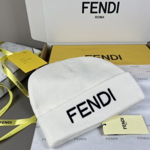 FENDI WOOL HAT WHITE