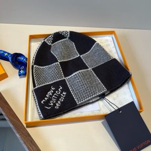 LOUIS VUITTON DAMIER HERITAGE BEANIE BLACK AND WHITE