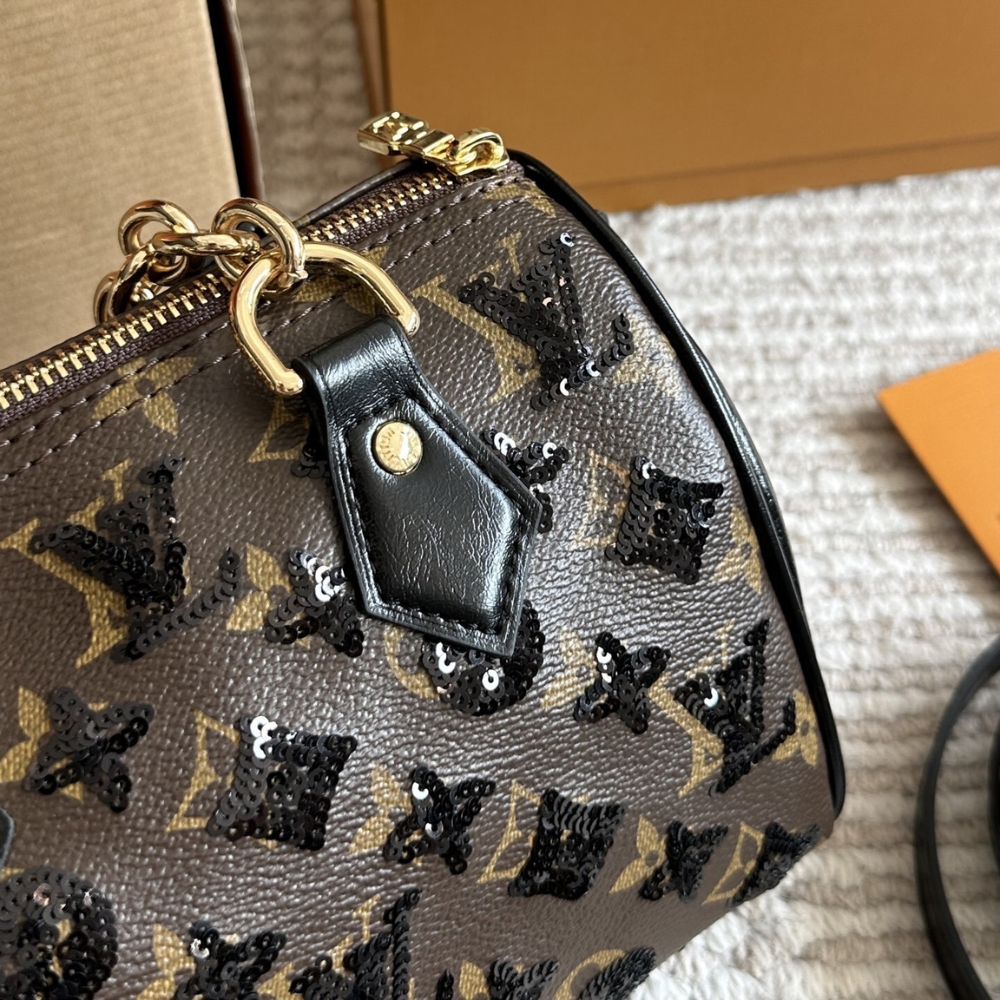 LOUIS VUITTON SPEEDY BANDOULIERE 20 MONOGRAM CANVAS BROWN 20CM LOUIS VUITTON SPEEDY BANDOULIERE 20 MONOGRAM CANVAS BROWN 20CM
