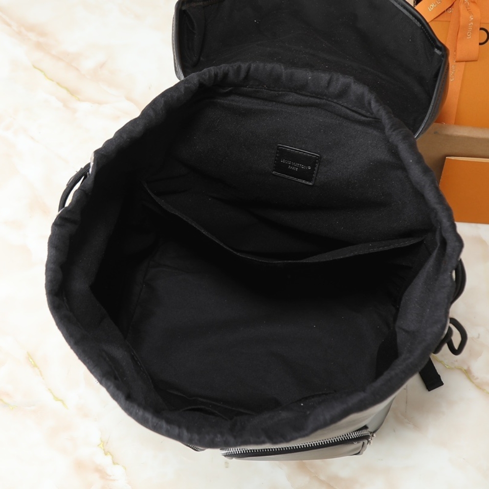 LOUIS VUITTON MONTSOURIS CARGO BACKPACK BLACK 40CM M13983 LOUIS VUITTON MONTSOURIS CARGO BACKPACK BLACK 40CM M13983