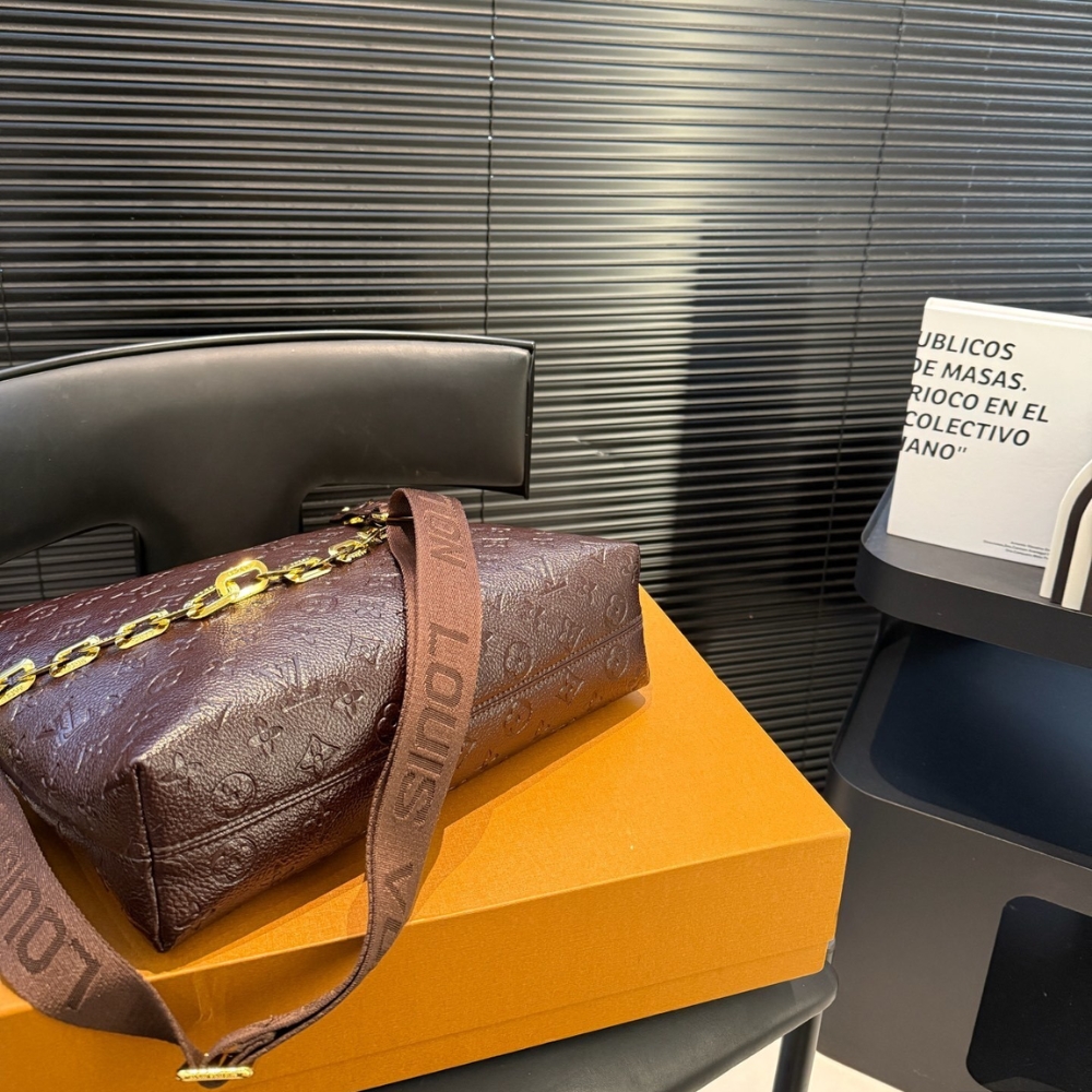 LOUIS VUITTON COUSSIN HOBO MM CHOCOLAT 30CM LOUIS VUITTON COUSSIN HOBO MM CHOCOLAT 30CM