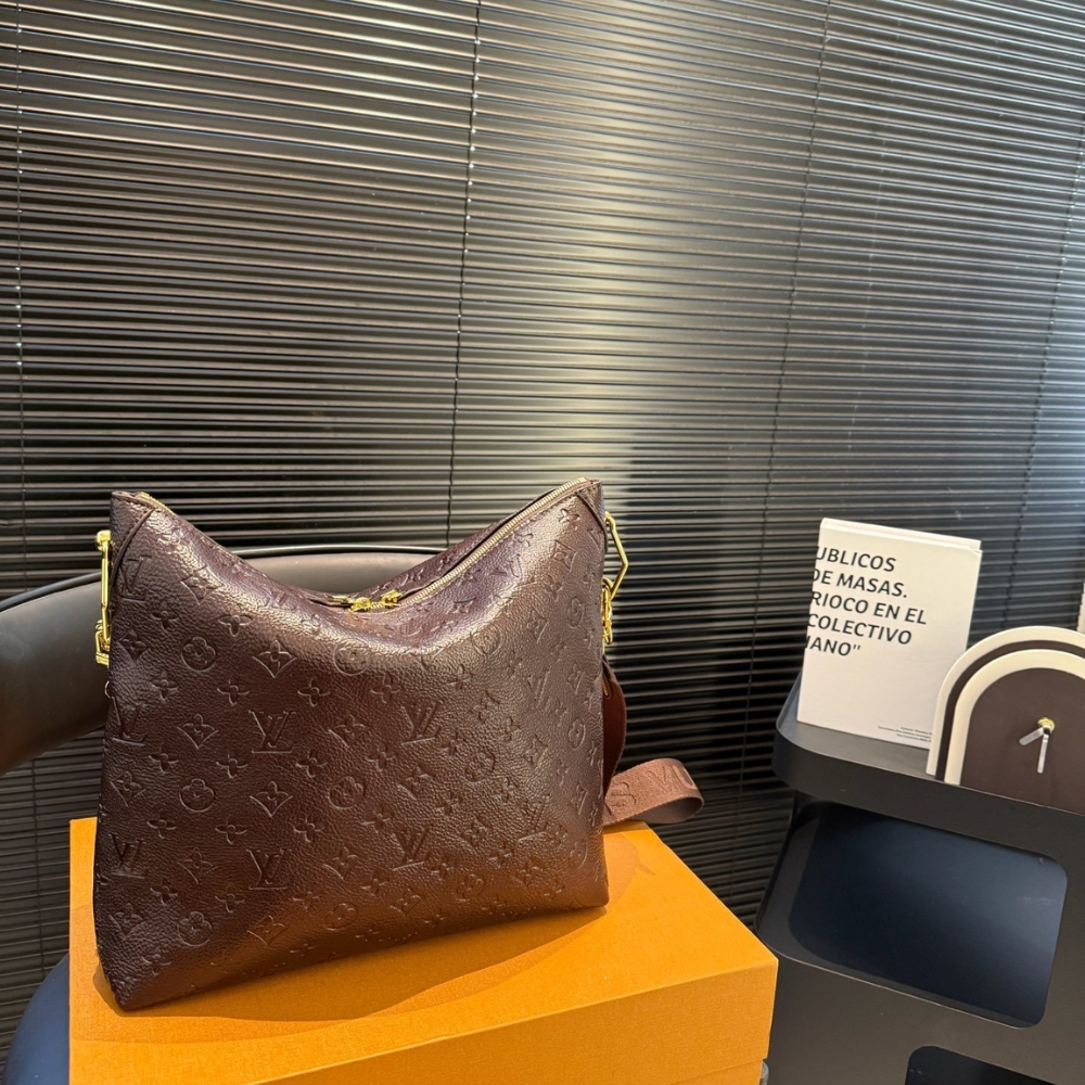 LOUIS VUITTON COUSSIN HOBO MM CHOCOLAT 30CM LOUIS VUITTON COUSSIN HOBO MM CHOCOLAT 30CM