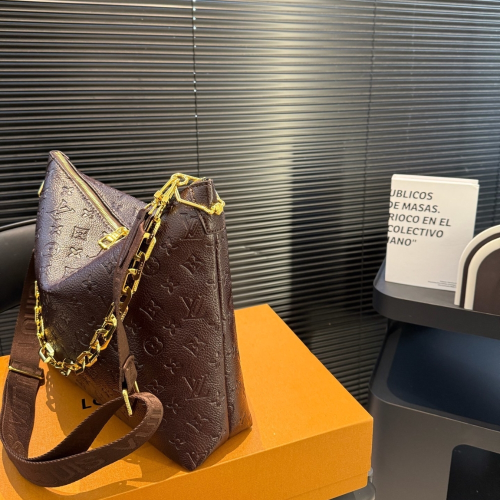 LOUIS VUITTON COUSSIN HOBO MM CHOCOLAT 30CM LOUIS VUITTON COUSSIN HOBO MM CHOCOLAT 30CM