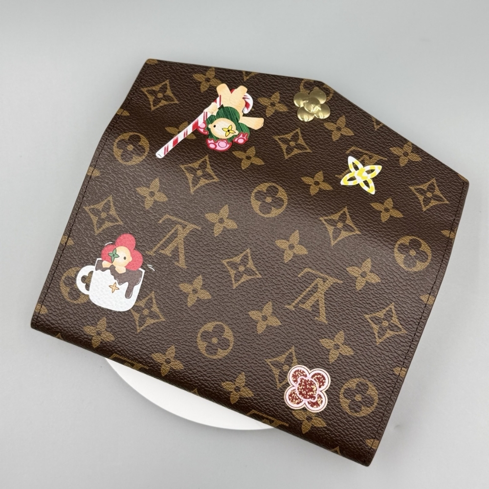 LOUIS VUITTON SARAH WALLET CANDY RED 19CM M12207 LOUIS VUITTON SARAH WALLET CANDY RED 19CM M12207