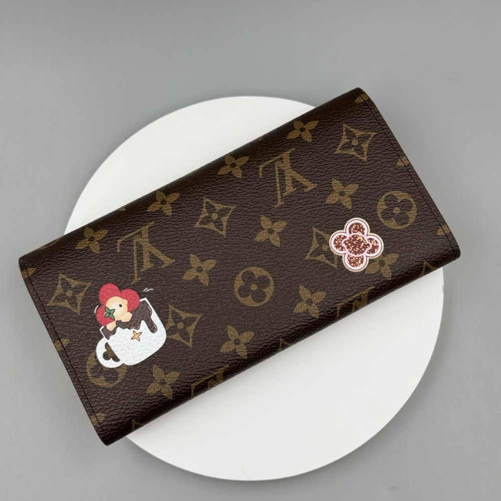 LOUIS VUITTON SARAH WALLET CANDY RED 19CM M12207 LOUIS VUITTON SARAH WALLET CANDY RED 19CM M12207