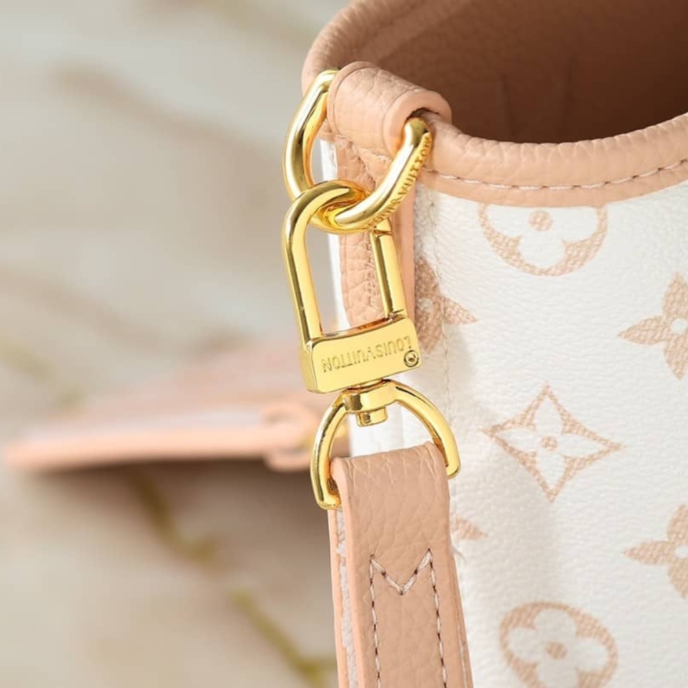 LOUIS VUITTON NEVERFULL BANDOULIÈRE INSIDE OUT BB MONOGRAM LOUIS VUITTON NEVERFULL BANDOULIÈRE INSIDE OUT BB MONOGRAM