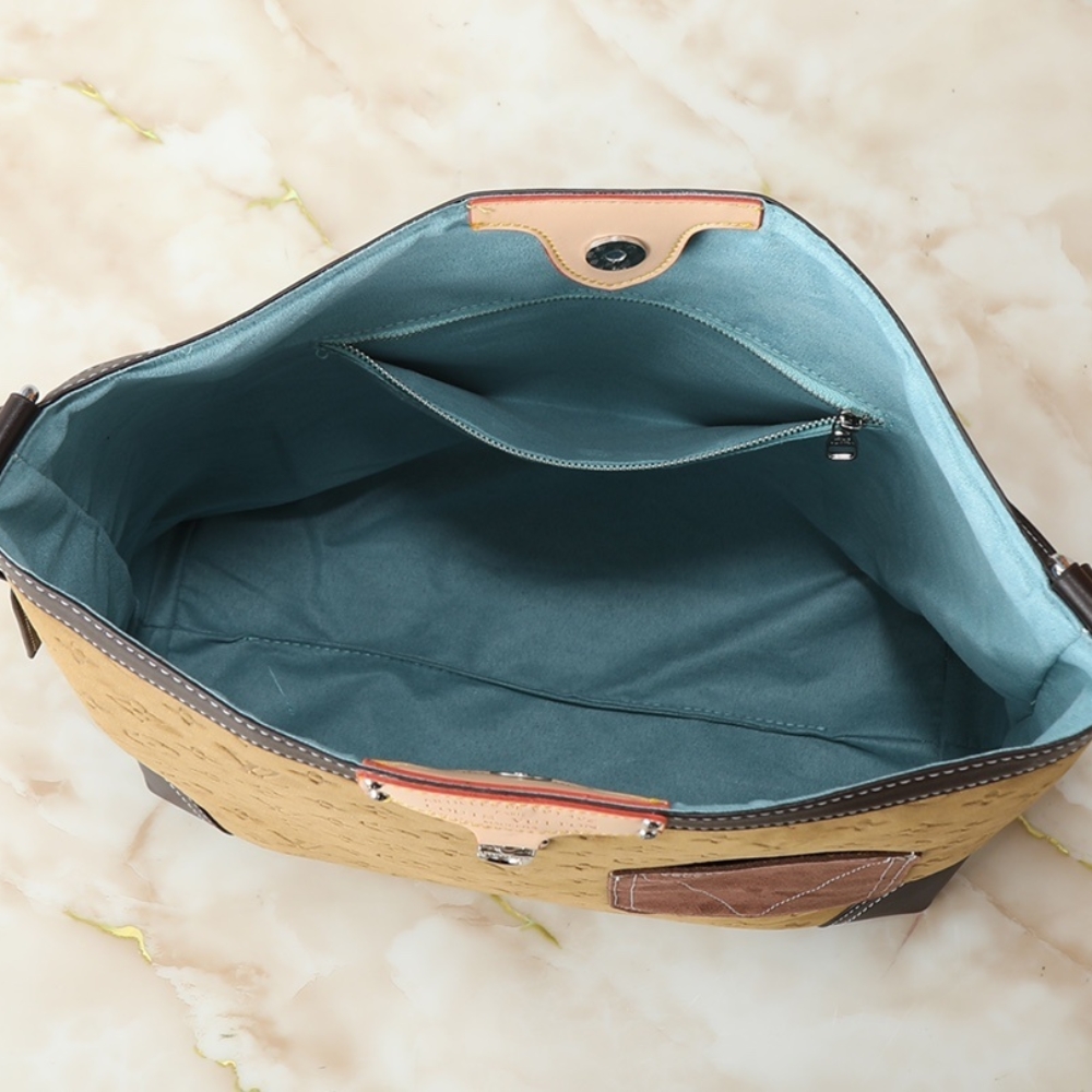 LOUIS VUITTON ODÉON MM MONOGRAM BEIGE SUEDE 30CM LOUIS VUITTON ODÉON MM MONOGRAM BEIGE SUEDE 30CM