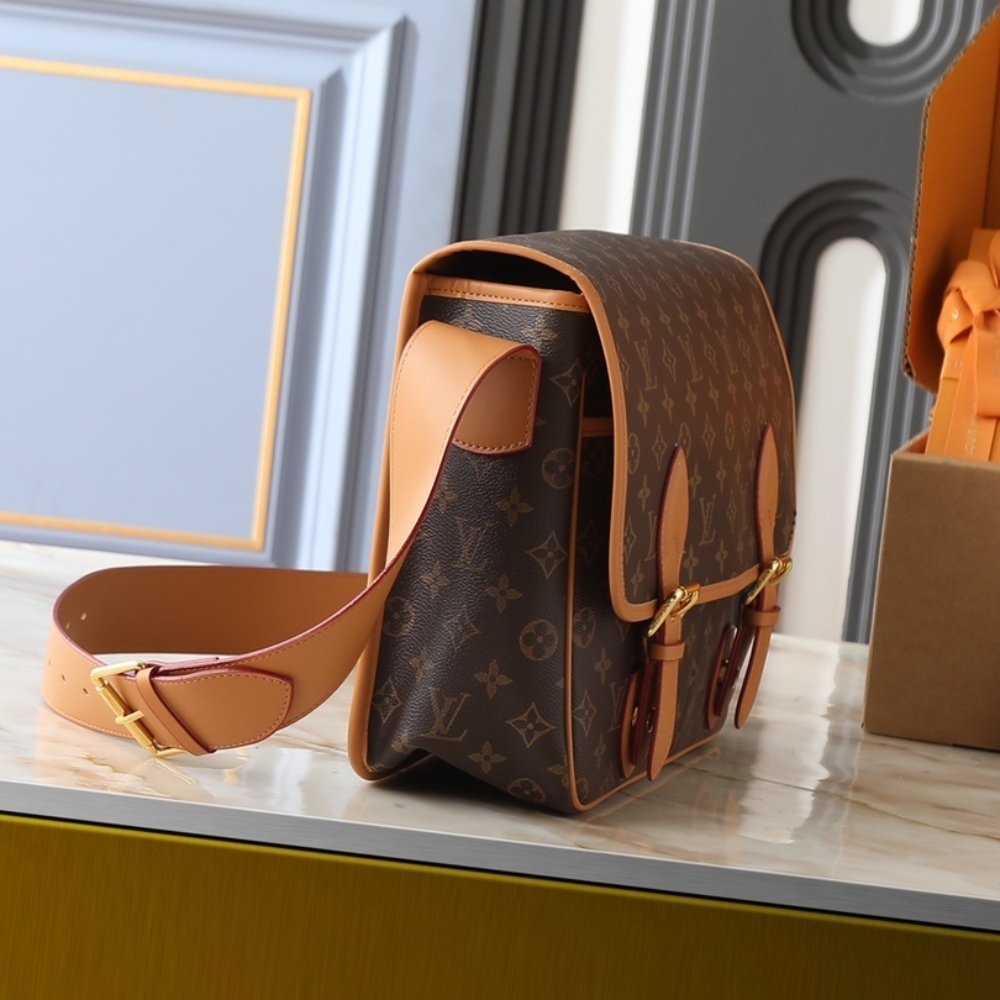 LOUIS VUITTON SATCHEL MESSENGER MONOGRAM BROWN 35CM M14723 LOUIS VUITTON SATCHEL MESSENGER MONOGRAM BROWN 35CM M14723