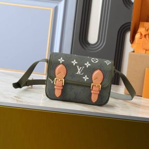 LOUIS VUITTON SATCHEL WEARABLE WALLET KHAKI 19CM