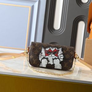 LOUIS VUITTON IVY BAG MONOGRAM PATTERN BROWN 23CM