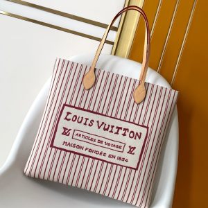 LOUIS VUITTON CARRY IT BEIGE 37CM M15121