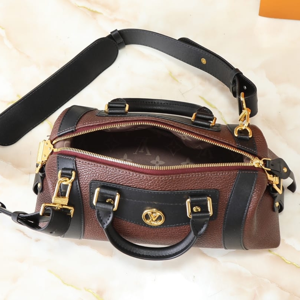 LOUIS VUITTON LV BIKER PM ACAJOU DARK BROWN 30CM LOUIS VUITTON LV BIKER PM ACAJOU DARK BROWN 30CM