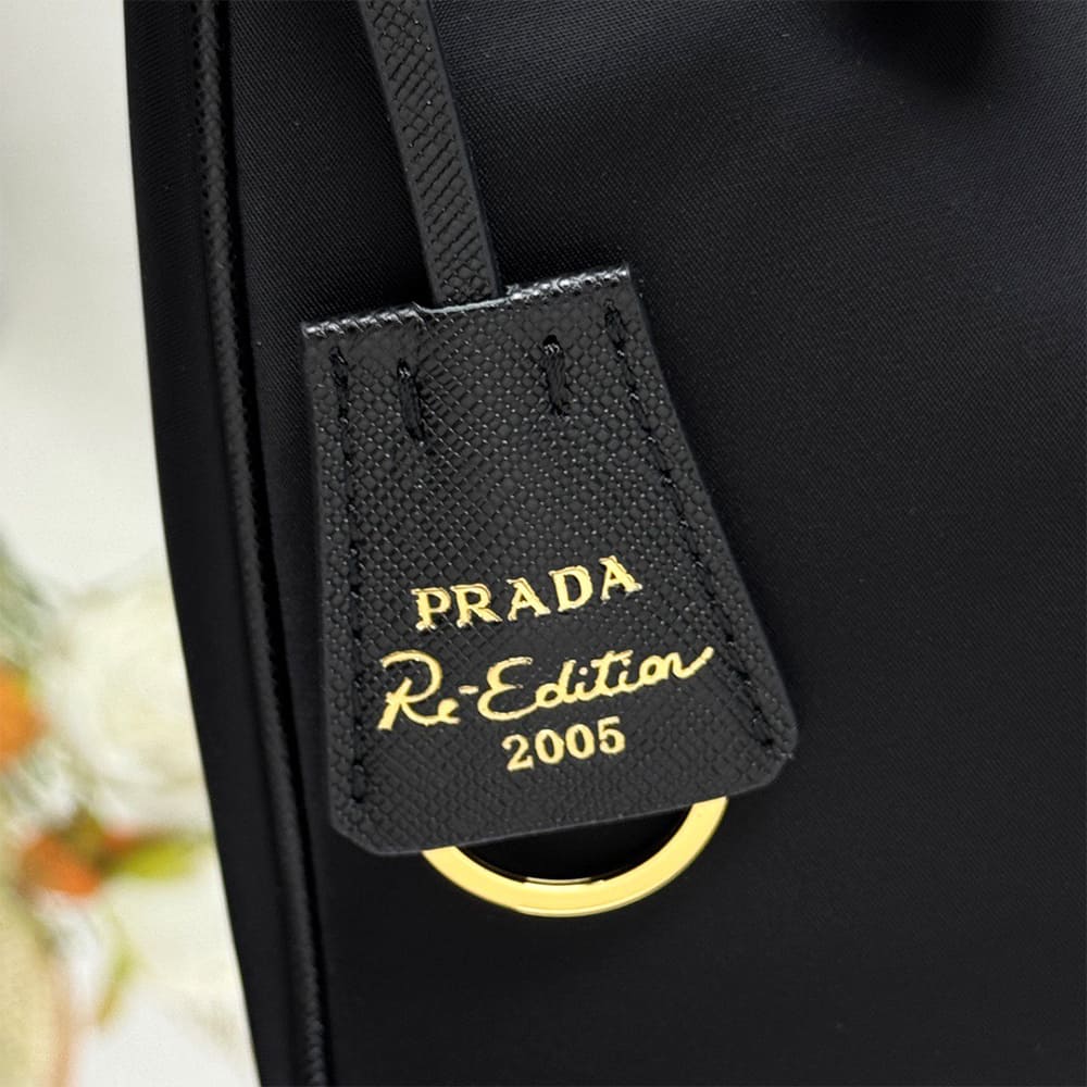 Prada Re-Edition 2005 Re-Nylon and Saffiano mini bag Prada Re-Edition 2005 Re-Nylon and Saffiano mini bag