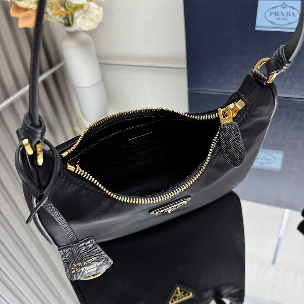 Prada Re-Edition 2005 Re-Nylon and Saffiano mini bag Prada Re-Edition 2005 Re-Nylon and Saffiano mini bag