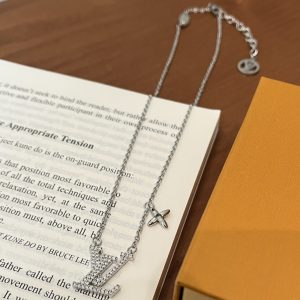 LOUIS VUITTON LV ICONIC ENAMEL NECKLACE SILVER