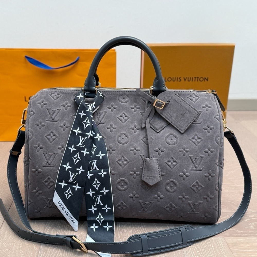 LOUIS VUITTON SPEEDY P9 BANDOULIÈRE 40 GRAY 40CM LOUIS VUITTON SPEEDY P9 BANDOULIÈRE 40 GRAY 40CM