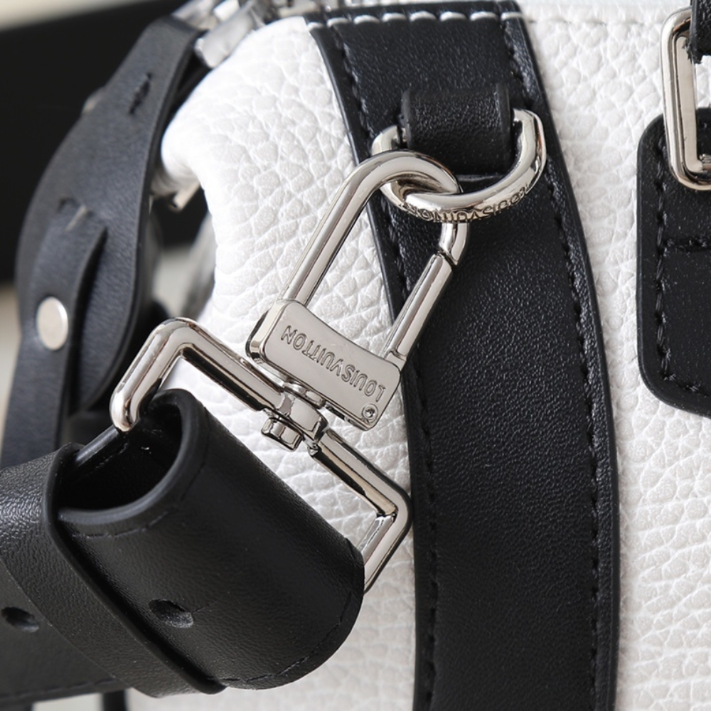 LOUIS VUITTON LV BIKER PM WHITE 30CM M25561 LOUIS VUITTON LV BIKER PM WHITE 30CM M25561