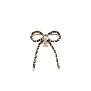CHANEL BROOCH METAL GLASS PEARLS AND STRASS GOLD