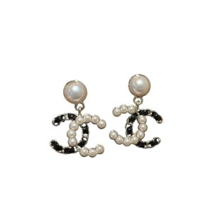 CHANEL STUD EARRINGS BLACK AND PEARS