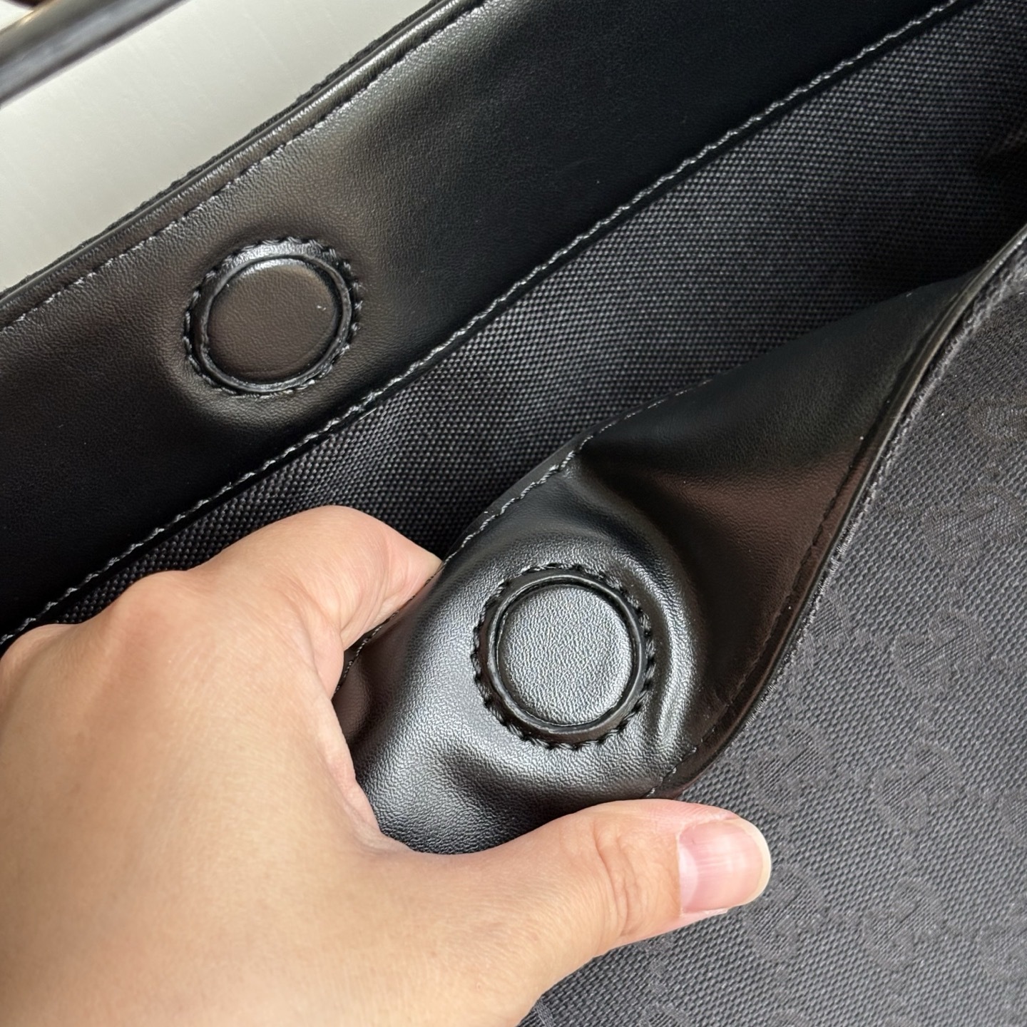 GUCCI BEATRIX LARGE TOTE BAG BLACK 40CM GUCCI BEATRIX LARGE TOTE BAG BLACK 40CM