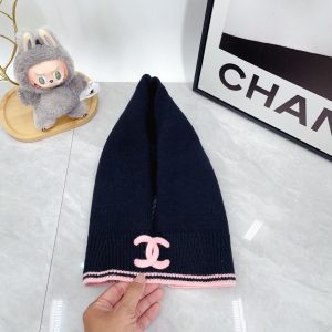 CHANEL CASHMERE BALACLAVA DARK BLUE AND PINK