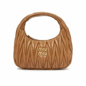 MIUMIU WANDER MATELASSÉ NAPPA HOBO BAG CARAMEL 23CM 5BC125 AN88 F098L V OOY