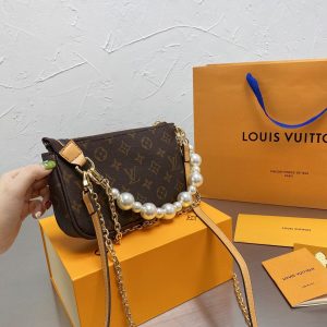 LV Ivy Monogram