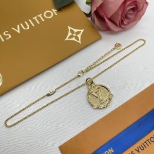 EN – Lux LV Necklaces 064
