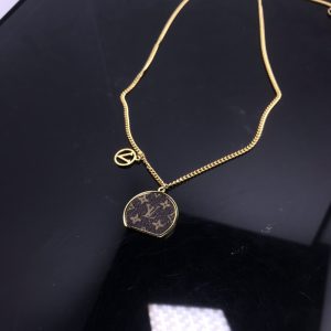EN – Lux LV Necklaces 087