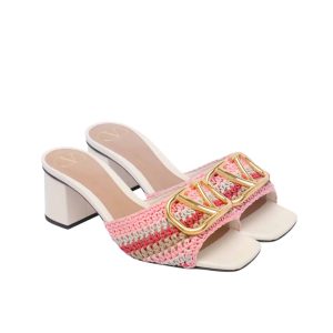 VALENTINO GARAVANI CROCHET VLOGO SIGNATURE SLIDE SANDALS PINK