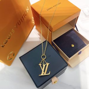 EN – Lux LV Necklaces 058