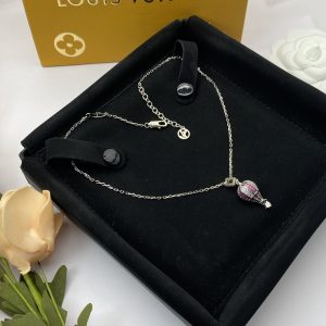 EN – Lux LV Necklaces 035