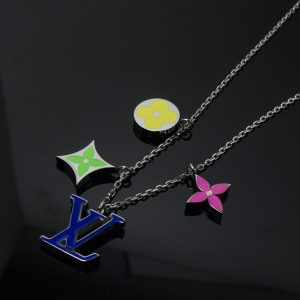 EN – Lux LV Necklaces 037