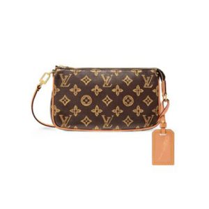 LV Pochette Accessoires