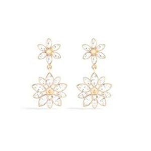 DIOR Fleur de Glace earrings